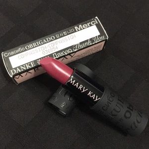 NIB Mary Kay Compassion Creme Lipstick 💄